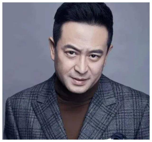 原创男神大叔张嘉译或将告别演艺圈网友疑心难舍