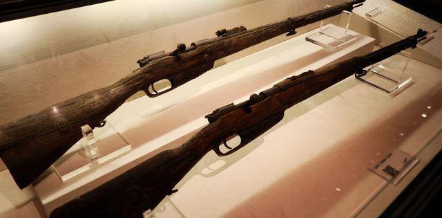 原创弹夹和弹匣有什么区别为何在战场上子弹打光了也不愿意丢弃它