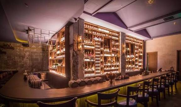 火烧酒单定制橡木桶鸡尾酒魔都酒吧又出新花样了