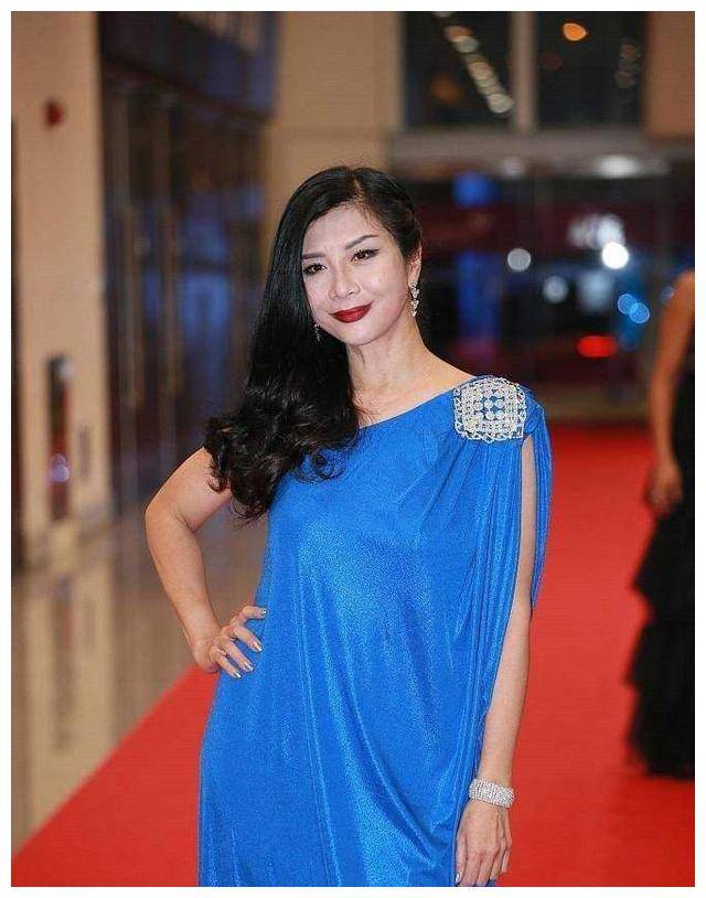 61岁高龄220斤体重却美到勾人心魄顶级美人吴家丽太绝了