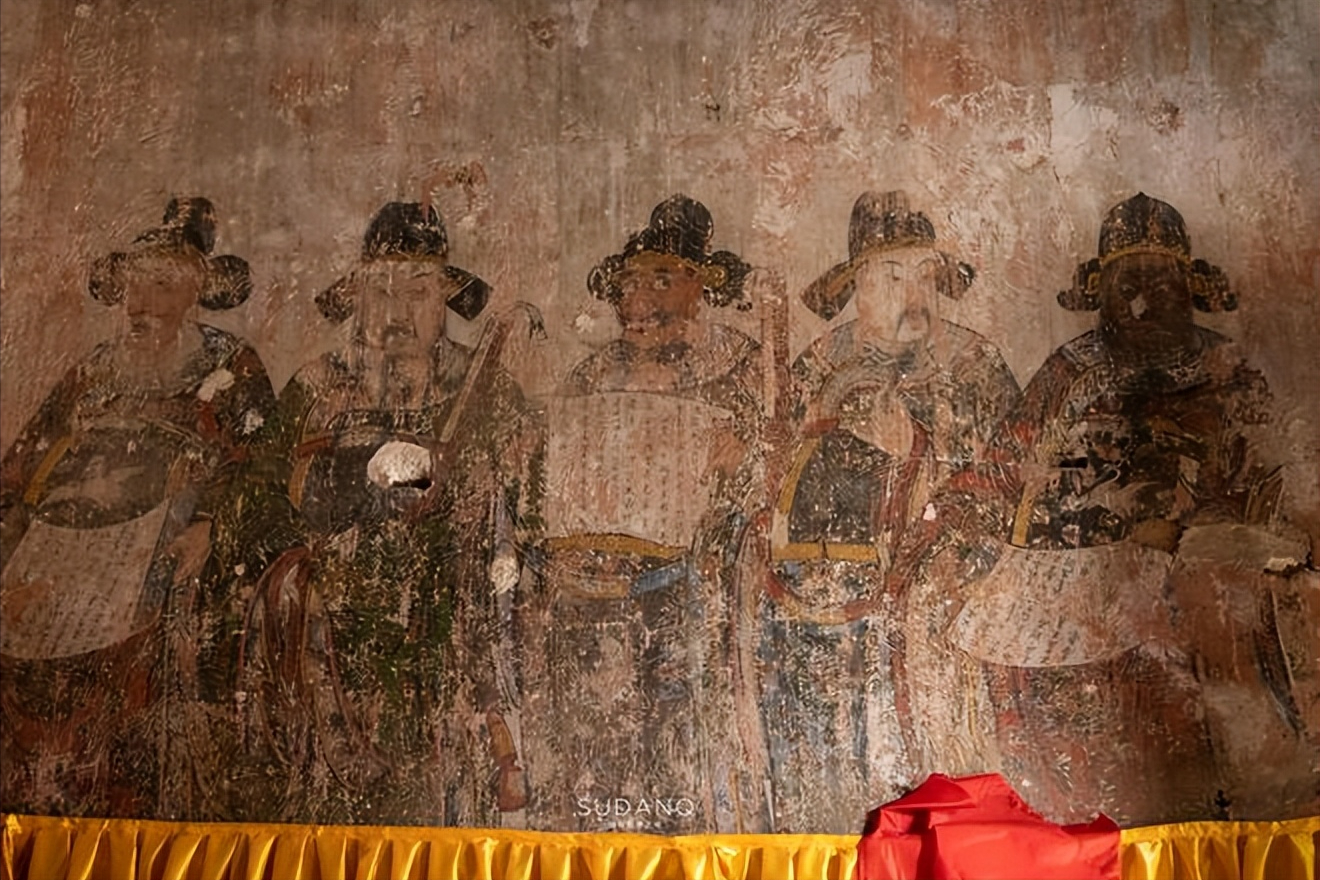 青海有一座中国最西边的城隍庙内藏百年壁画内容令人沉思