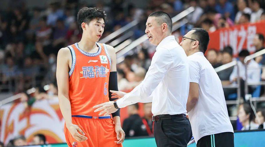 原创能和杨瀚森争最佳新秀的终究还得是他