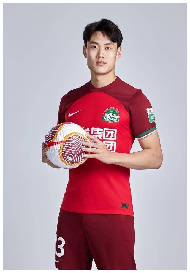 徐浩峰频犯错,球员可纠正错误,球迷担心心理阴影._比赛_防守_河南队