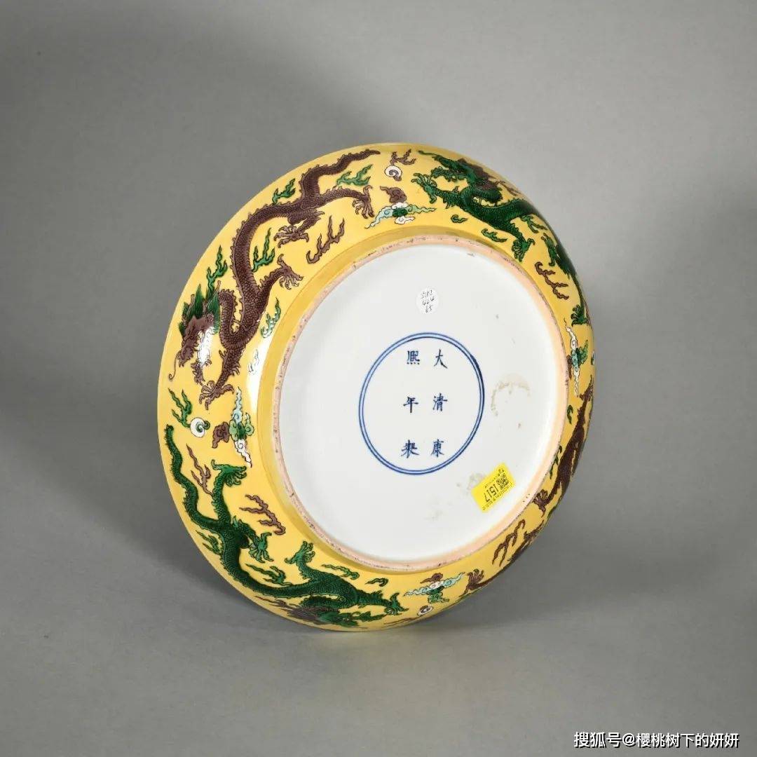 华艺淘珍·清康熙 黄地素三彩双龙戏珠大盘尺寸:d:32cm除此之外,本周