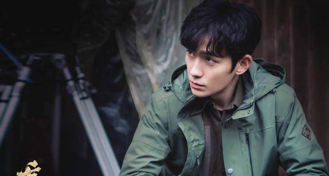 原创从龙套变顶流朱一龙不靠容貌而是更清醒和通透的心态