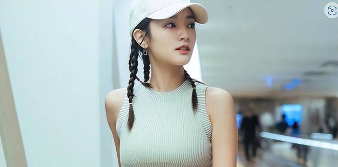 王净对角色的深入理解和细腻表现,使得程小美这一角