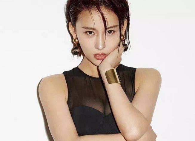 原创曾自曝把安全裤送给导演被王思聪撕成18线现在混成这样