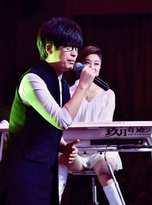 原创玖月奇迹分手4年现状差距明显一个登国际舞台一个无人问津