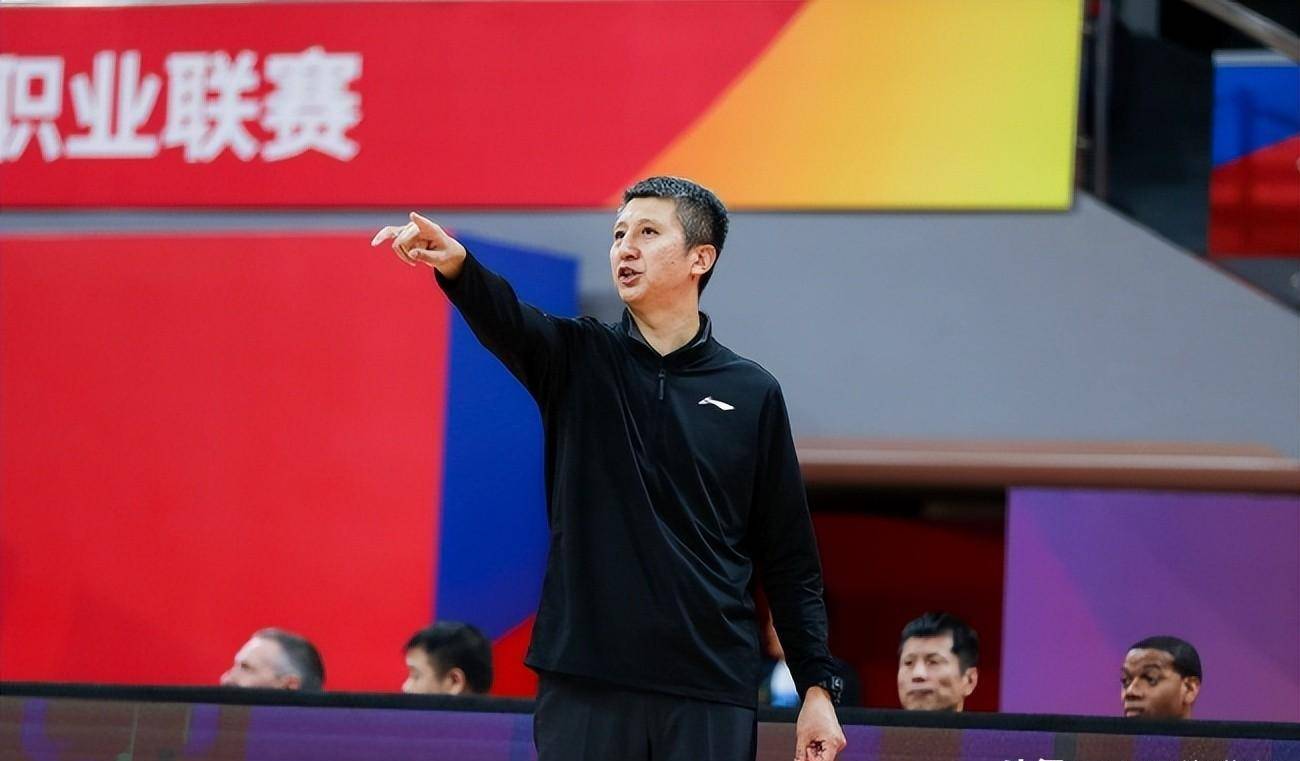 央视不播杨瀚森遭遇硬茬邱彪要啃硬骨头郭士强为季后赛拼了