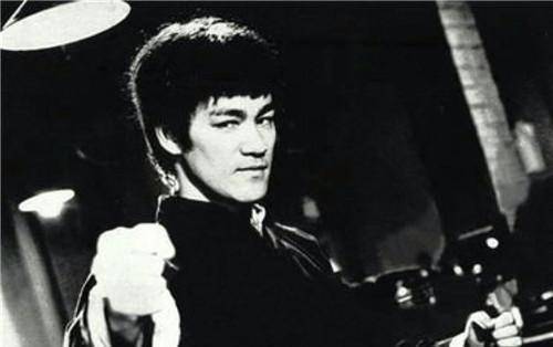 原创李小龙去世46年后家人过得如何妻子改嫁徒弟女儿成功夫明星