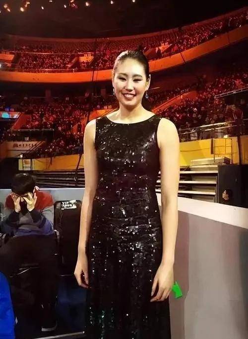 仅仅坚持了三个月,他就被解除了国家队主教练的职务,柴彬被判定缺乏