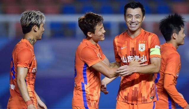 深度分析国脚新秀高准翼在泰山队后腰位置的突破表现