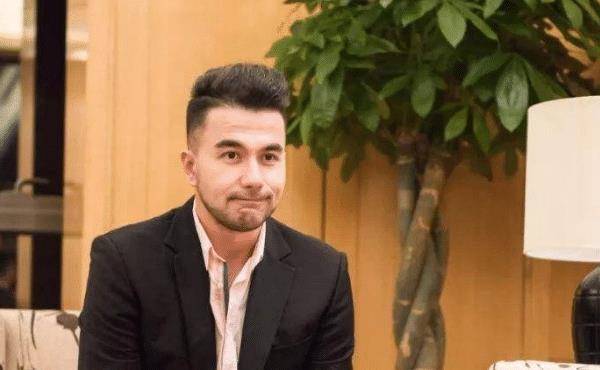 原创黄志玮以演偶像剧为主早年做过模特大赛冠军是个很帅气的演员