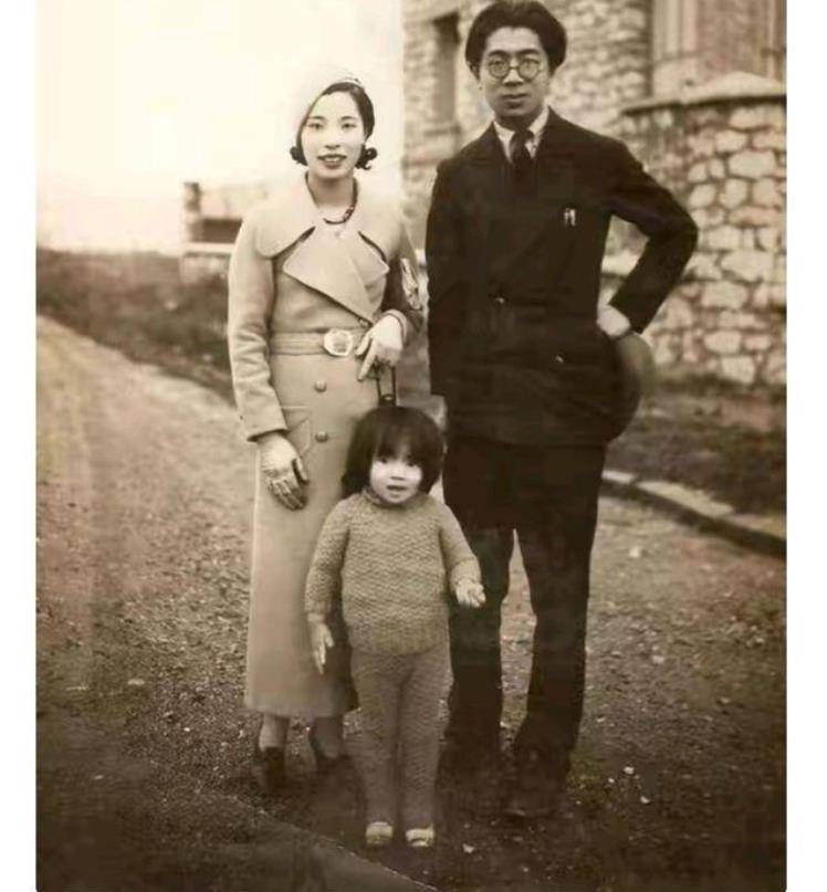 原创妻子无法忍受艰苦与人私奔他带儿女坚守墓碑五个字让人感动