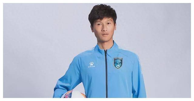 郑浩乾_球员_足球