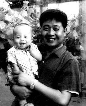 漂亮,当年电视辞职做全职太太,如今两人恩爱依旧_妻子_马季_彭小盛