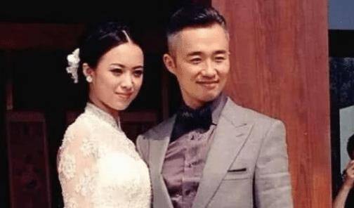 被评为电视最美女主持23岁嫁大18岁程雷丈夫患病不离不弃