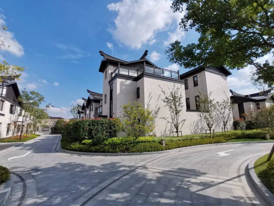 上海奉贤原筑江南售楼处电话4000005503转3000售楼中心