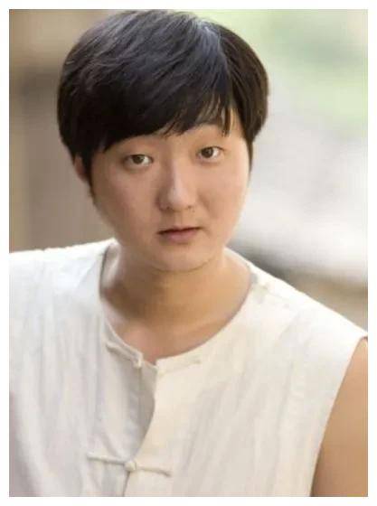 6位演员天赋超群,有者风生水起,有者因"偏门"受阻_许晴_秦岚_周迅