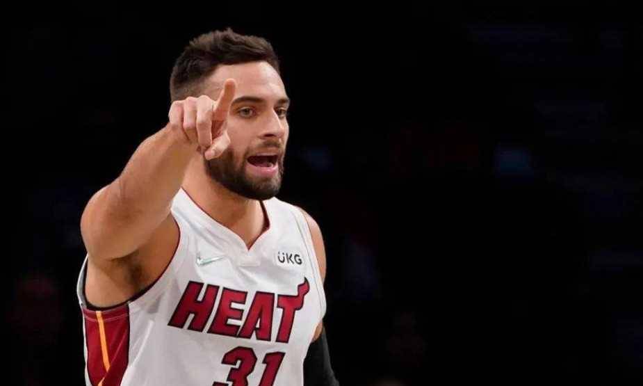 4换1 外送6400万大合同,换1个热火的27岁落选秀,骑士_斯特鲁斯_球员