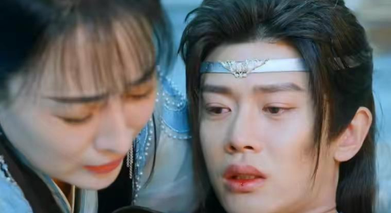 任嘉伦满脸褶子演少年被吐槽辣眼睛网友我觉得他演的挺好的