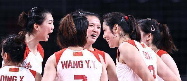 4位世界冠军恐落选,山东新星或候补上位_朱婷_丁霞_蔡斌