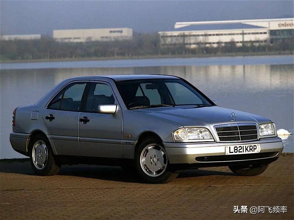 全新奔驰c级即将来到,带你回顾奔驰c级前世今生(上)_搜狐汽车_搜狐网