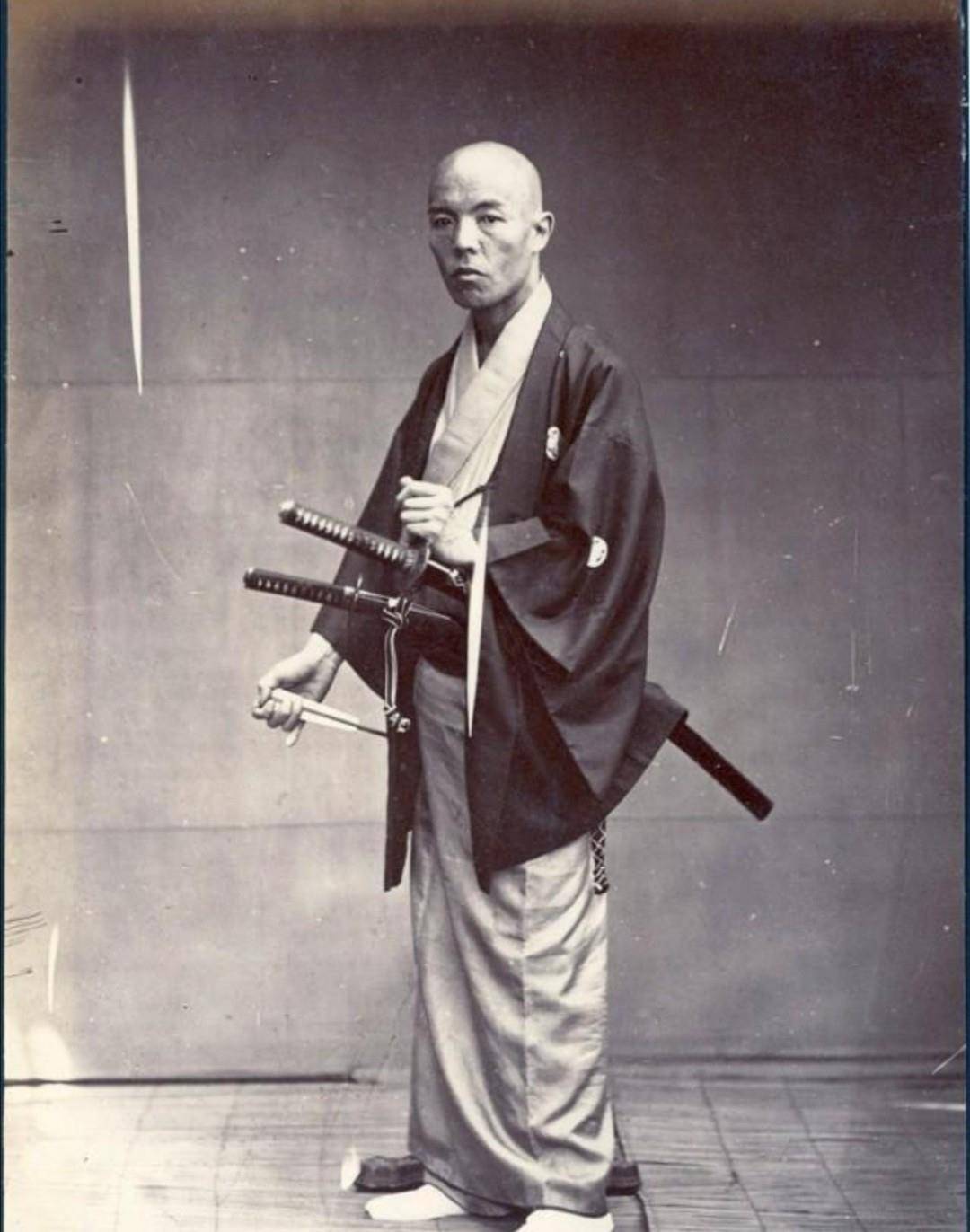 原创历史罕见照片劳军的梦露秀腹肌的李小龙看轿车模型的希特勒