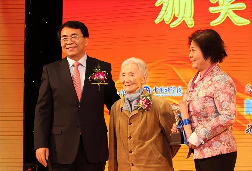 原创1948年郭永怀刚回国便将所有存款48460块钱全都捐给了国家