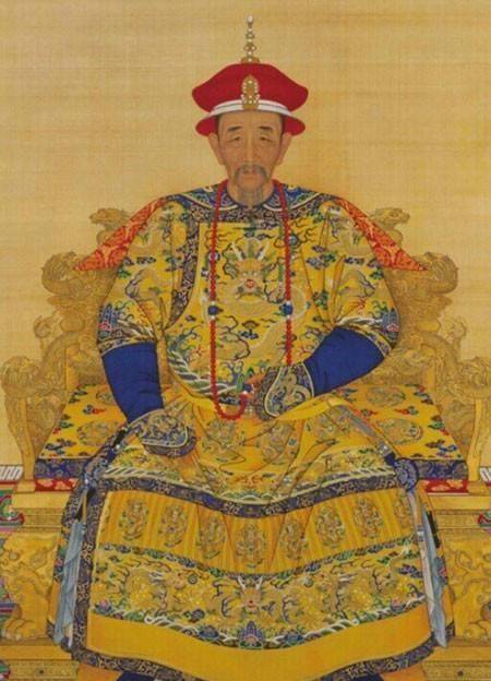 原创是因为毫不犹豫吃掉雍正递给他的一块肉乾隆才当上皇帝的