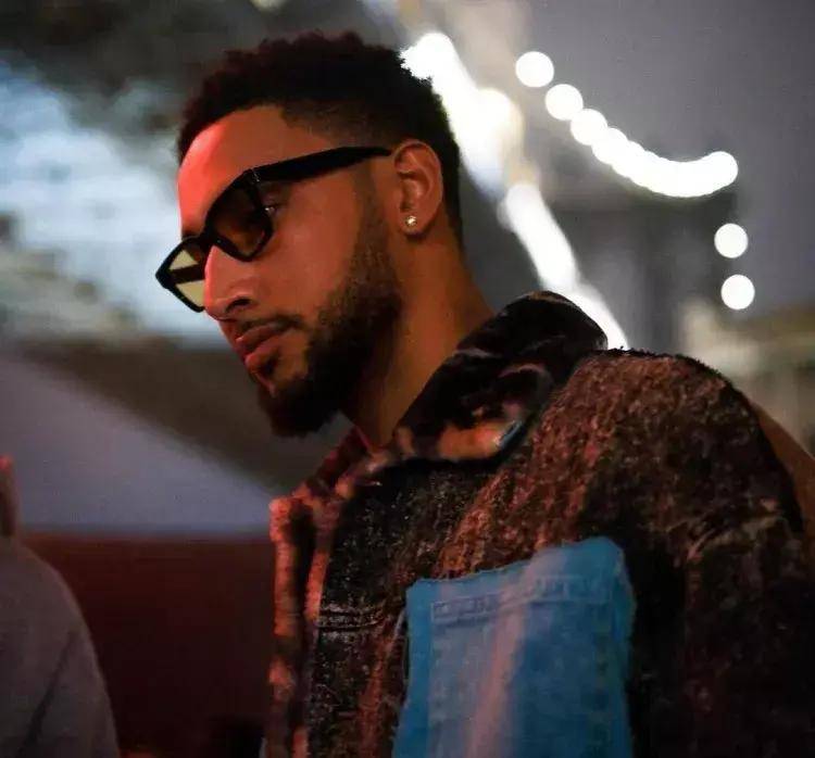 本·西蒙斯 (ben ),不幸的是,他经常光顾在篮球世界中,伤病对球员的