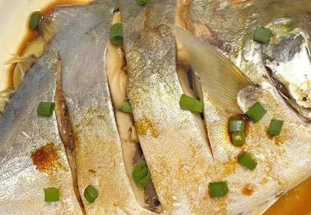 原创春天多给孩子吃鱼补脑益智增强体质推荐八种做法一周不重样