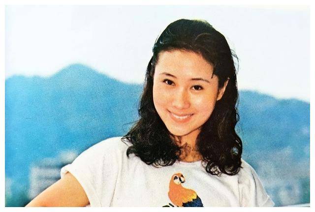 丁岚,本非专业演员出身,偏偏就是个独具慧眼的"牧羊女"!