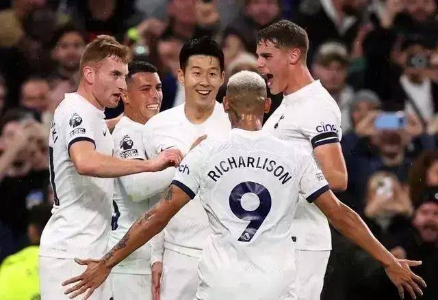 英超29轮孙兴慜火力四射热刺直击富勒姆