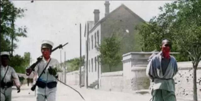 原创晚清何模样清兵装备m1873步枪慈禧颐和园赏雪8岁女孩做母亲