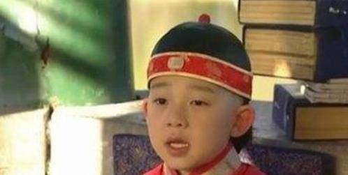 原创康熙第一次见到孙子乾隆时惊得放下了手中的杯子这是为何