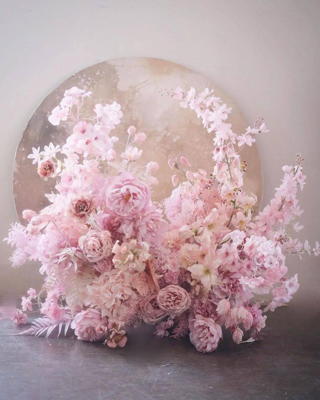 韩式花艺与油画结合的唯美花艺