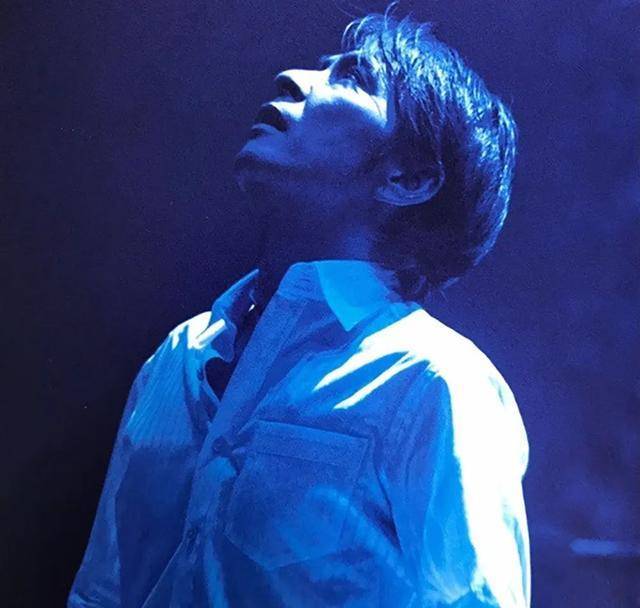 原创他是国外情歌王子被称为原唱高手两次退出歌坛复出仍是巅峰