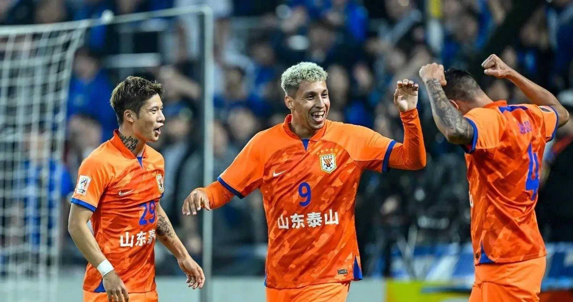 克雷桑确定首发上场,经过确认克雷桑问题不大_比赛_山东鲁能泰山_结果