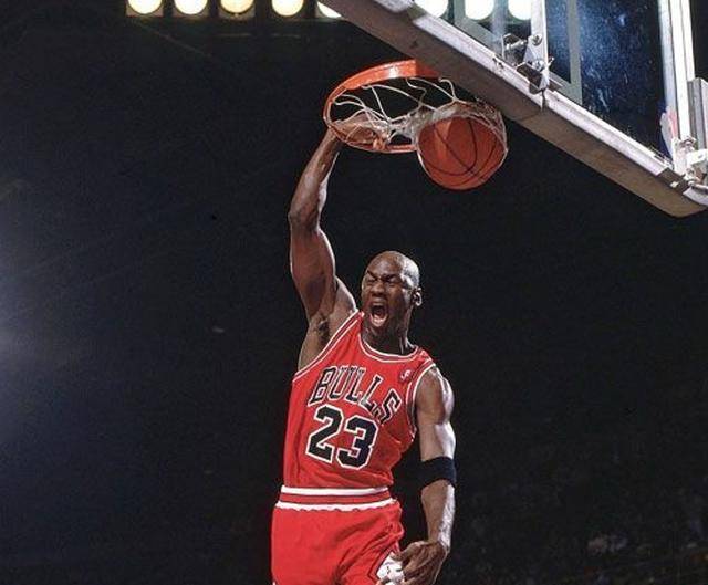 迈克尔·乔丹职业生涯初期:逆境求变的篮球传奇
