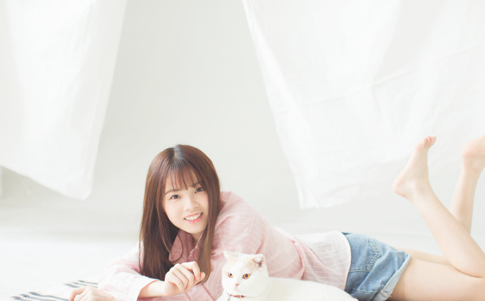 属相龙龙年生的女生也比较不愿意直接表达自己内心的想法,总是用一些