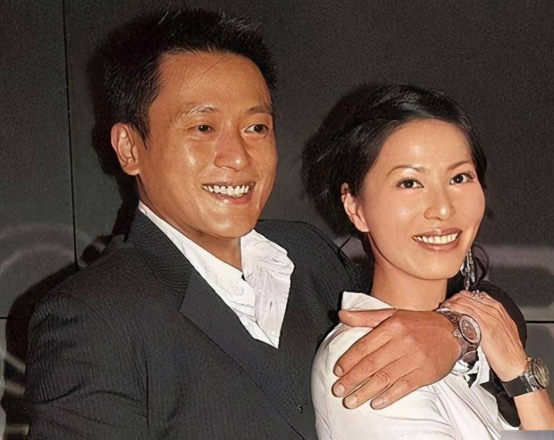 魏俊杰老婆张利华图片