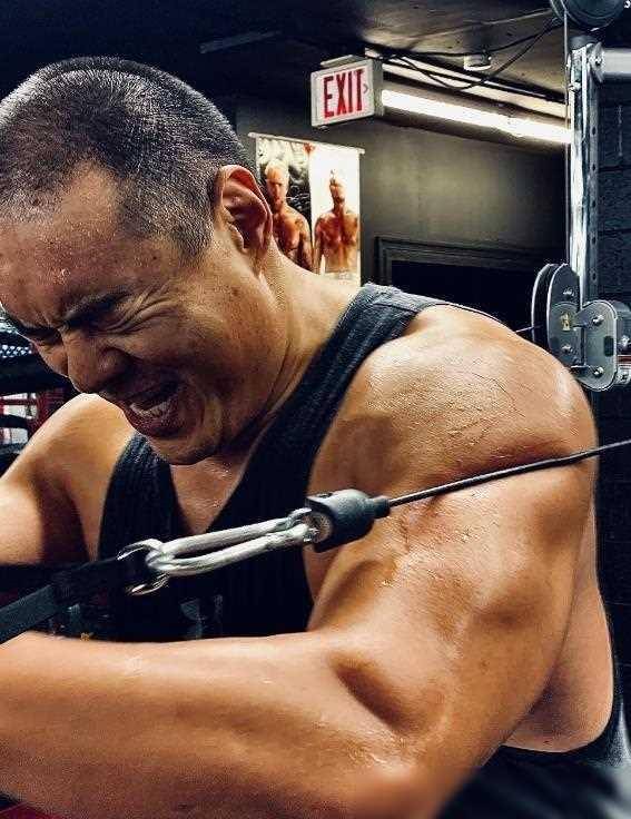 原创帕克张志磊是全球重拳力量最强的拳手保护也无法抵挡位移