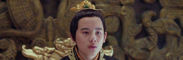 当时他的儿子刘义符刚满17岁,各方面能力都有欠缺.