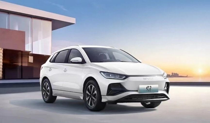 比亚迪e2荣耀版上市!405km续航,8.98万起售_搜狐汽车_搜狐网