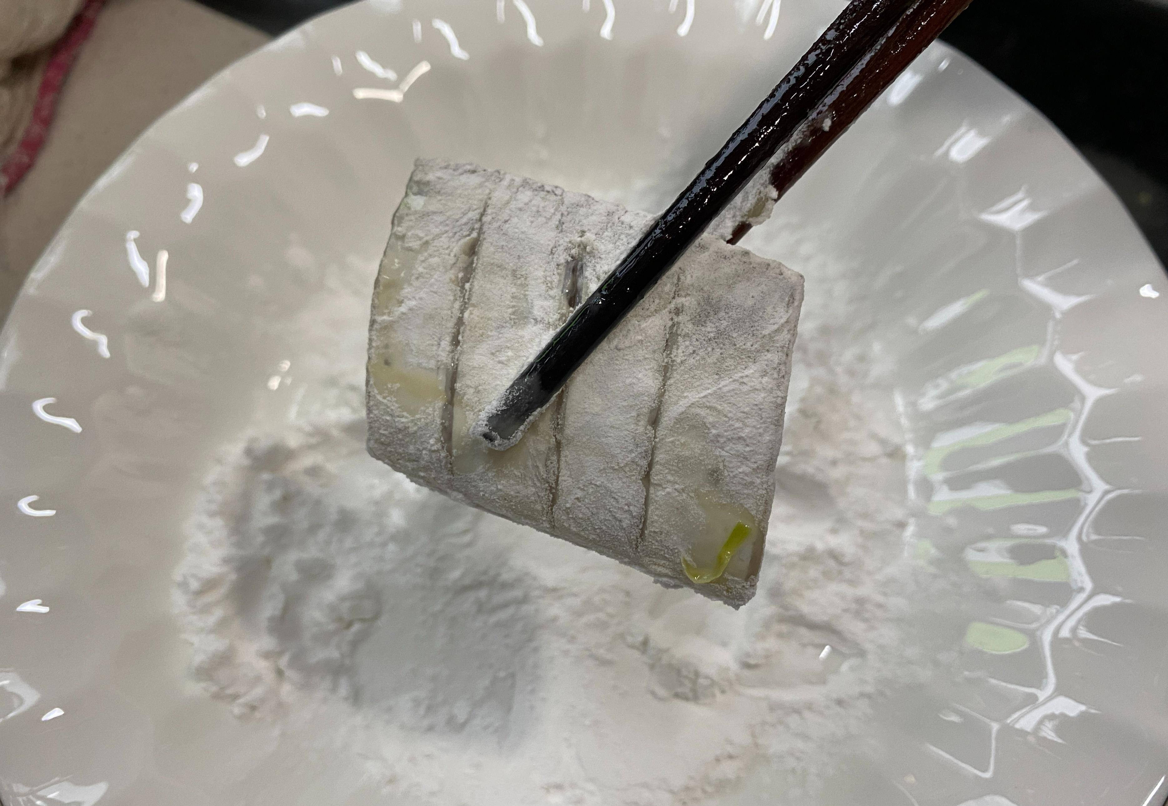 原创吃了几十年带鱼为何都是冻带鱼渔民表示活带鱼你们吃不起