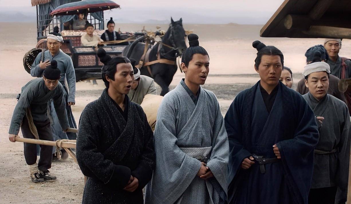 春秋战国历史故事-荆轲刺秦王,图穷匕见荆轲与秦王有何仇怨?_秦国_燕