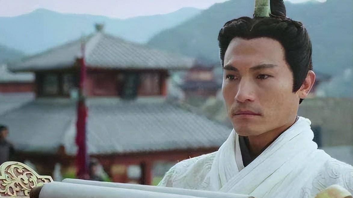 他前往秦国的朋友,但由于太子催促的压力,他只得带领秦武阳离开燕国