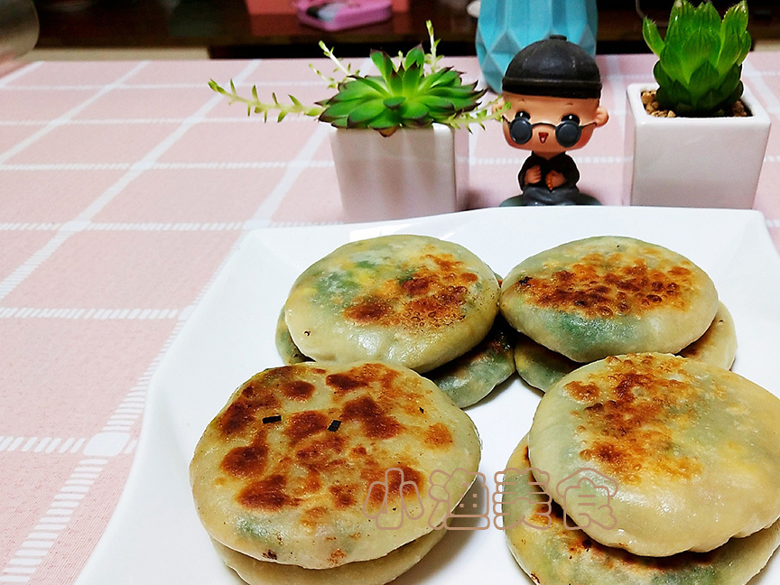 韭菜盒子简单做法不发面不饧面皮嫩味鲜儿子吃不够