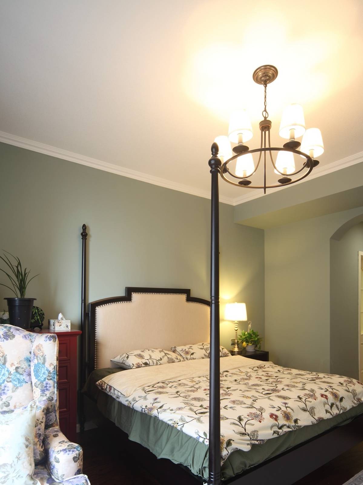 原创美式装修四房为了父母卧室里放二张床宽敞舒适